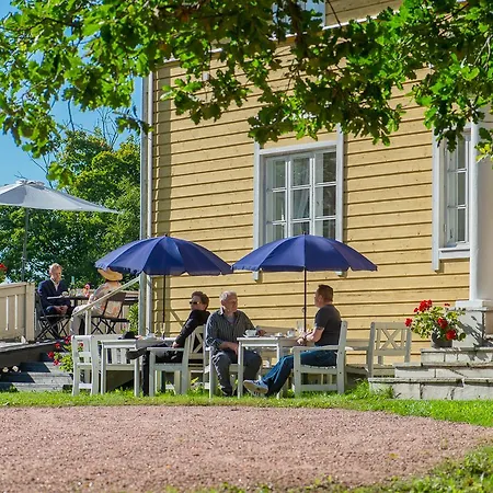 Koivulan Kartano 2* Lohja