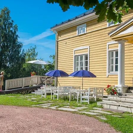 Koivulan Kartano B&B