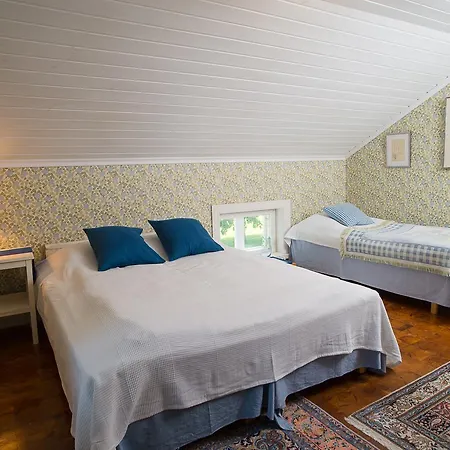 Bed & Breakfast Koivulan Kartano 2*