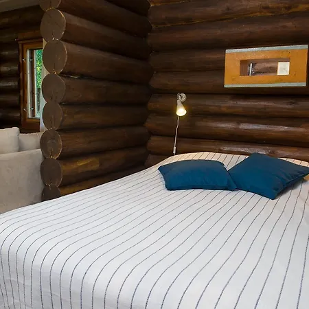 Koivulan Kartano Bed & Breakfast