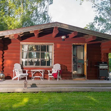Koivulan Kartano Bed & Breakfast