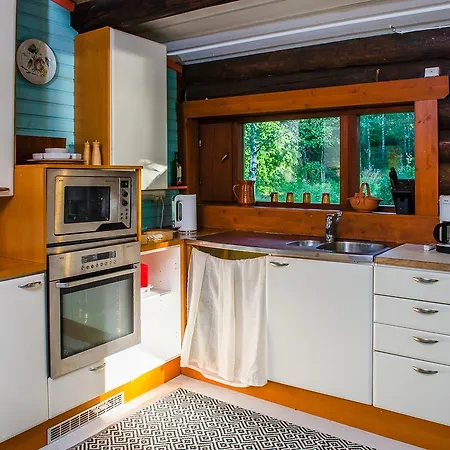 Koivulan Kartano Bed and Breakfast Lohja